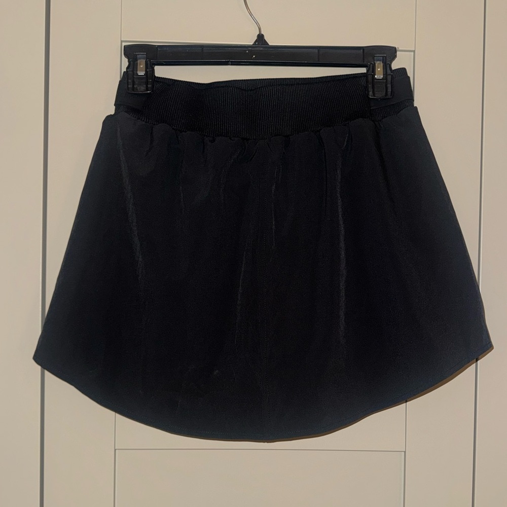 Alo Yoga Black Elevation Mini Skirt - Picture 3 of 4
